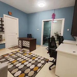 Qamar Deira Hostel Dubai